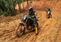 Gunakan Trail, Danrem 101/Antasari Tinjau Badan Jalan Hubungkan Desa Kiram Kabupaten Banjar dan Desa Tanjung Kabupaten Tala Kalsel