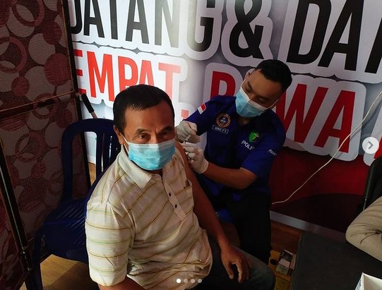 Vaksinasi COVID-19 di Pos Nataru Polresta Banjarmasin