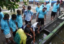 Lapas Narkotika Kelas IIA Karang Intan Latih Warga Binaannya Budidayakan Ikan Koi