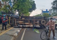 Truk Terguling di Banjarmasin Menimpa Pengendara Sepeda Motor Hingga Tewas, Sopir Diamankan Polisi