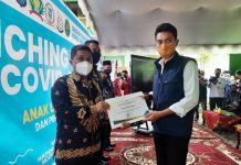 Sukses Lakukan Percepatan Target Vaksinasi COVID-19, Kecamatan Gambut Raih Penghargaan dari Bupati Banjar