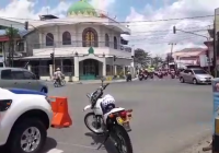 BREAKING NEWS: Jalan DI Panjaitan Hingga Perempatan Pasar Lama-Jalan Sulawesi Ditutup, Ada Unras di Kejati Kalsel