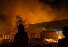 3 Rumah Dihuni 3 KK dan 12 Jiwa di Desa Kambiayin, Balangan Hangus Dilalap Api
