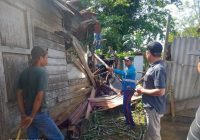 Dinsos Tanah Bumbu Salurkan Bantuan untuk Korban Kebakaran di Teluk Kepayang
