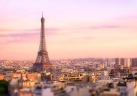 Geger, Corat-coret 'Ganjar The Next Presiden RI' di Menara Eiffel