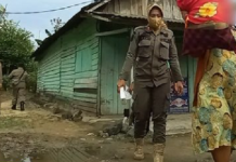 Wanita Berumur Bersama Pria Digerebek Dalam Bilik Kamar di Pembatuan