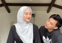 Pasangan Rey Mbayang dan Dinda Hauw Dilarikan ke Rumah Sakit Usat Terjangkit Covid-19