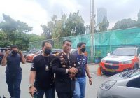 Ketemu di Bank, Seorang Perempuan Ditipu Rp 1 Miliar Polisi Jenderal Bintang Tiga Gadungan