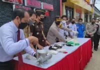 Polres Tabalong Musnahkan Belasan Ribu Obat Mengandung Karisoprodol, 10 Butir Disisihkan untuk Keperluan Ini