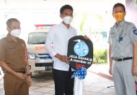 PT Jasa Raharja Hibahkan Ambulans Kepada Pemkab Banjar