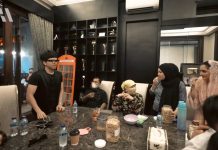 Momen Keluarga Fuji Gabung di Keluarga Atta-Aurel Anang-Ashanty dan Krisdayanti, Berebut Kue Bawang
