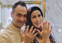 Cerita Lucu Venna Melinda dan Ferry Irawan Saat Malam Pertama 'Digedor-Gedor'
