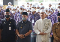 156 Santri Remaja Al-Falah Banjarmasin Isi Pesantren Ramadan dengan Bakti Sosial