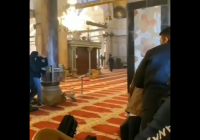 Bentrok Terjadi di Masjid Al-Aqsa Antara Tentara Israel dengan Jemaah Salat Subuh, Lebih 150 Orang Terluka