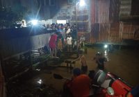 Pencarian Bayu  Bocah Tenggelam di Jalan Teluk Tiram Laut Banjarmasin Terkendala Hujan dan Pasang Air Sungai