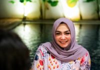 Mertua Raffi Ahmad, Rieta Amalia Resmi Bercerai Hari ini, Perceraian Kedua Ibu Nagita Slavina