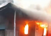 Kebakaran Kompleks Damai Teluk Dalam Banjarmasin Hanguskan 2 Buah Rumah 3 Pintu
