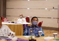 Wali Kota Ibnu Sina Minta Perusahaan di Banjarmasin Ikutkan Pekerja Program BPJS