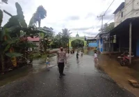 Sore Luapan Air di Haruai Berangsur Surut, Warga Diingatkan Jaga Anak Tidak Bermain Saat Banjir