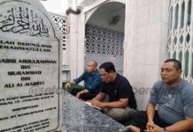 Isi Waktu Luang Kegiatan di Jakarta, Paman Birin Ziarah ke Makam Ulama