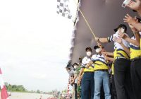 Lomba Jukung Tradisional di Desa Sungai Rangas Kabupaten Banjar Dilepas Gubernur Kalsel H Sahbirin Noor