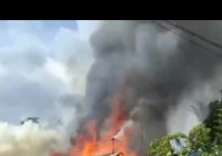 Kebakaran di Tambak Sirang, 2 Rumah Terbakar