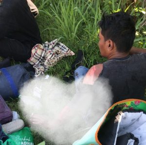 Pick Up Terguling di Desa Sungkai Kabupaten Banjar, 3 Orang Terluka
