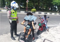 Satlantas Minta Orangtua Cegah Anak-anaknya Naik Sepeda Listrik di Jalan Raya