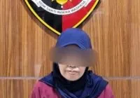 Perempuan Pedagang Pasar Tanjung Tabalong Embat Dompet yang Tertinggal di Boks Motor