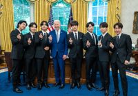 Momen BTS Bertemu Presiden Amerika Joe Biden, Tak Ketinggalan Foto Finger Heart