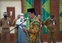 Tingkatkan Pelayanan Publik, Paman Birin Lantik Pejabat Administrator dan Pengawas Serta Kepsek