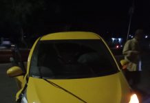 Honda Brio Ringsek Tabrak Trotoar di Jalan A Yani km 11 Kabupaten Banjar