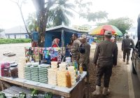Satpol PP Kabupaten Banjar Razia PKL di Sepanjang Jalan A Yani Kecamatan Gambut dan Kertak Hanyar