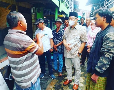07072022_Komisioner Komnas HAM, Hairansyah Akhmad, saat mengunjungi warga Kampung Batuah Banjarmasin. (Istimewa)