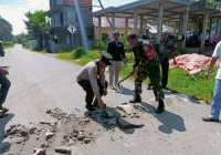 Sering Bikin Celaka Pengendara, Warga Desa Kapar Tabalong Bongkar Polisi Tidur