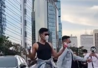 Viral Fenomena Citayam Fashion Week Tampilkan Sejumlah Model Pria Bak LGBT Tuai Hujatan Netizen