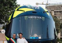 Valentino Rossi Dibuatkan Helm Raksasa, Jadi Destinasi Wisata Baru Bagi Pasukan VR46