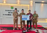Pemkab Tanah Bumbu Terima Puluhan Unit Mesin Potong Rumput dan 4 Chainsaw dari Bank Kalsel