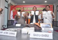 Lebih 10 Kg Sabu Diamankan dari Dua Pria Menggunakan Innova di Handil Bakti
