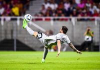 Tendangan Salto Neymar dan Messi Warnai Kemenangan Besar PSG Atas Clermont