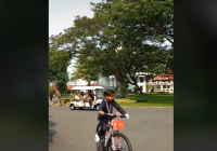 Farel Prayoga Dapat Hadiah Sepeda, Langsung Dicoba di Halaman Istana
