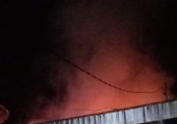 Kebakaran di Bawahan Selan Mataraman, Seorang Anak Syok dan Dibawa Ke RS Danau Salak