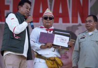 Paman Birin Terima Uang Rupiah Kertas Baru di Kiram Park