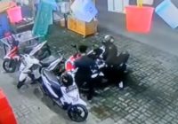Uang Rp 5 Juta di Jok Motor Raib Sekejap Saat Ditinggal ke Toko Perabot
