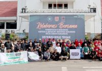 Pemko Banjarbaru Gandeng Komunitas Serahkan 7 Ton Beras ke Ponpes Penghafal Al-Quran