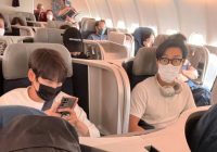 Kocaknya Kelakuan Siwon, Donghae dan Kyuhyun Super Junior di Bandara dan Pesawat Saat Menuju Malaysia untuk Konser Super Show 9