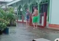 Viral Pasangan yang Ingin Cepat Miliki Anak Hujan-Hujanan Bersama, ini Kata Dokter