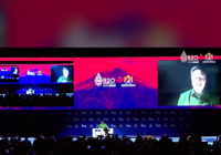 Kenakan Batik Sulawesi Elon Musk Hadir Virtual di B20 Bali, Diwarnai Mati Lampu