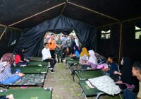 Percakapan Presiden Jokowi dan Korban Gempa Cianjur di Dalam Tenda Pengungsian