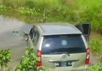 Kronologi Avanza Tercebur di Padang Panjang